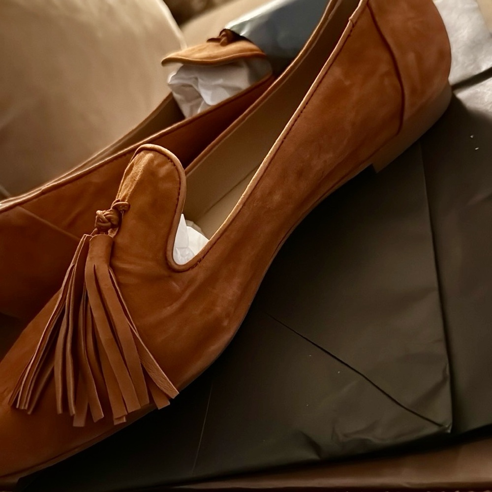 TALL LADIES SIZE 12 | BRAND NEW Italeau Leather Loafers